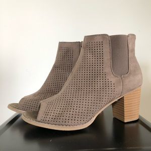 Joré Suede Heeled Boots
